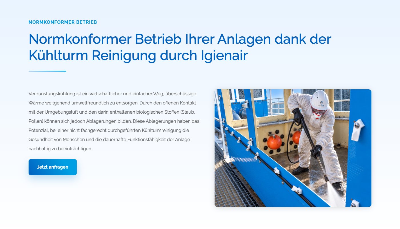 Abschnitt Normkonformer Betrieb auf der Seite zur Kühlturmreinigung: Text links, rechts ein Foto eines Technikers in Schutzanzug bei der Reinigung eines Kühlturms